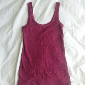 Double Scoop Maroon Pattern Tank